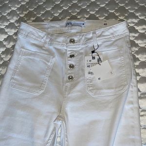 NWT Zara Flare White Jeans with Front Pockets